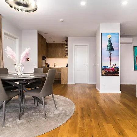 דירה Elija Penthouse With Sea View & Terrace - Near - Free Parking פלאנגה