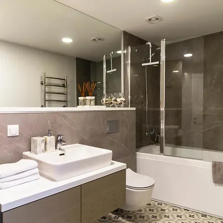 Elija Penthouse With Sea View & Terrace - Near - Free Parking Lejlighed