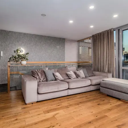Elija Penthouse Lägenhet Palanga