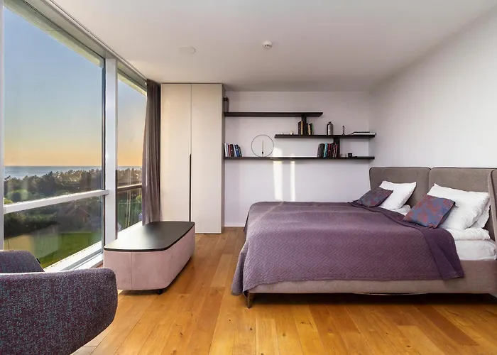 Elija Penthouse With Sea View & Terrace - Near - Free Parking