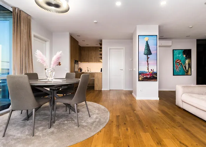 דירה Elija Penthouse With Sea View & Terrace - Near - Free Parking פלאנגה